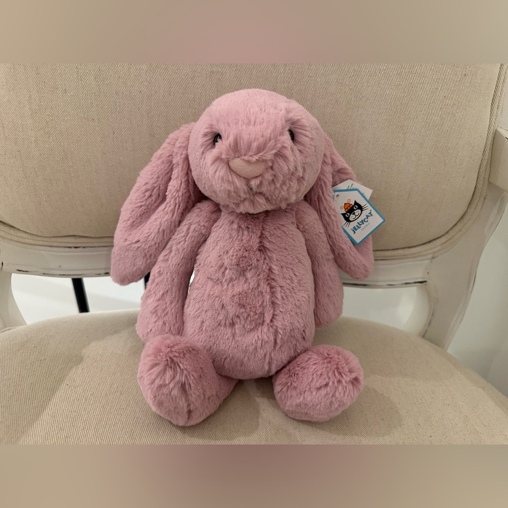 Retired Version Jellycat Original Medium Bashful Tulip Bunny Rare Ear Tag NWT